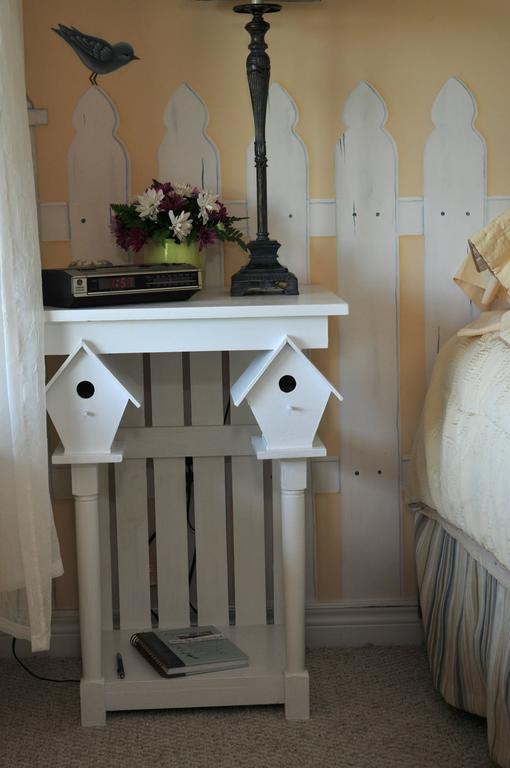 โกลเดน แพทเวย์ส รีทรีต แอนด์ บีแอนด์บี Bed & Breakfast ปีเตอร์บอร์โรว์ ภายนอก รูปภาพ
