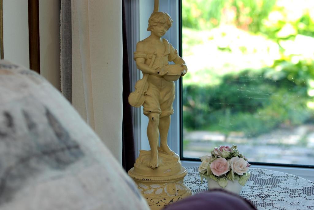 โกลเดน แพทเวย์ส รีทรีต แอนด์ บีแอนด์บี Bed & Breakfast ปีเตอร์บอร์โรว์ ห้อง รูปภาพ