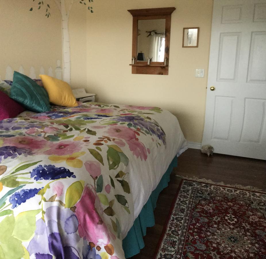 โกลเดน แพทเวย์ส รีทรีต แอนด์ บีแอนด์บี Bed & Breakfast ปีเตอร์บอร์โรว์ ภายนอก รูปภาพ