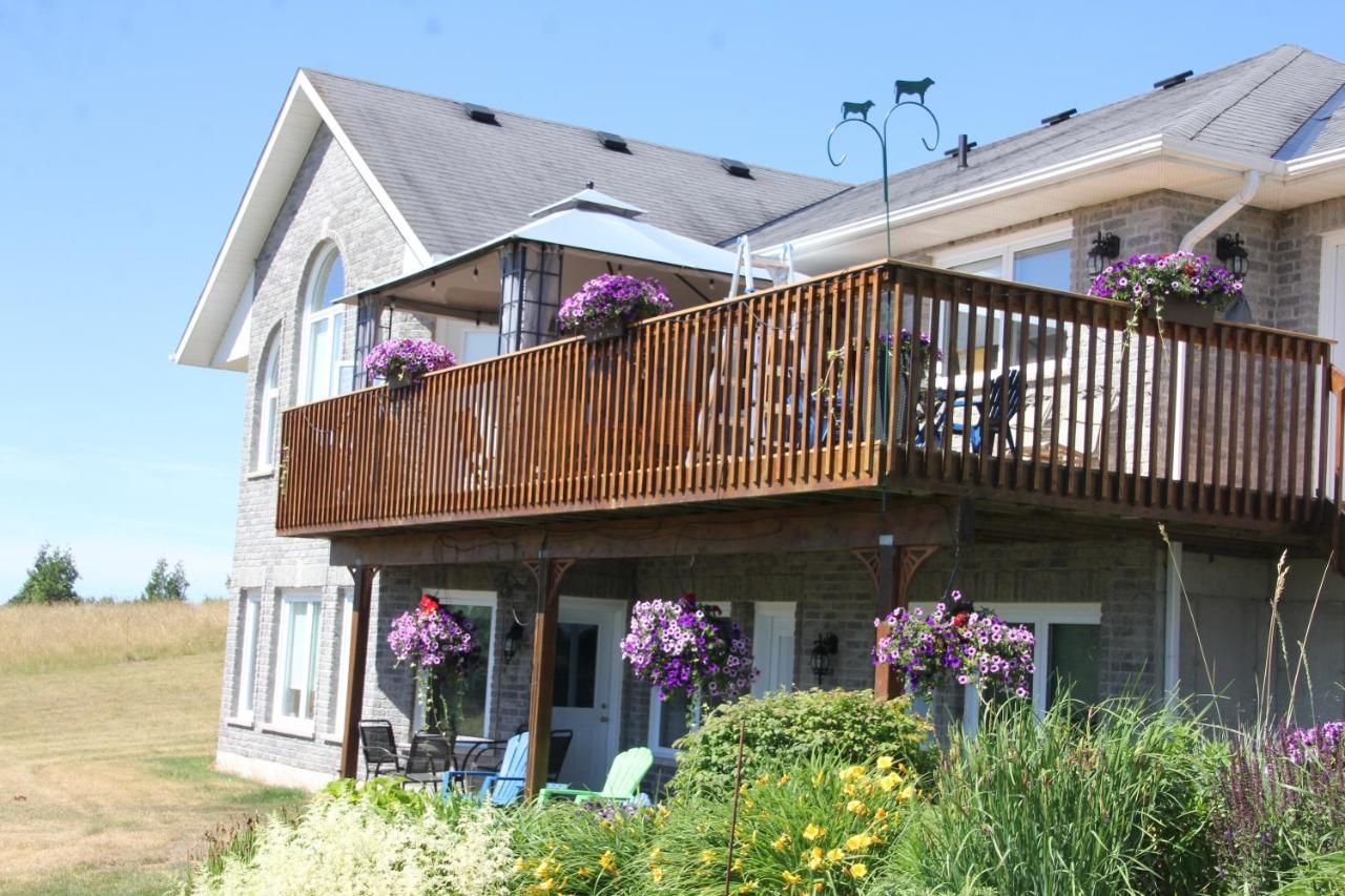 โกลเดน แพทเวย์ส รีทรีต แอนด์ บีแอนด์บี Bed & Breakfast ปีเตอร์บอร์โรว์ ภายนอก รูปภาพ